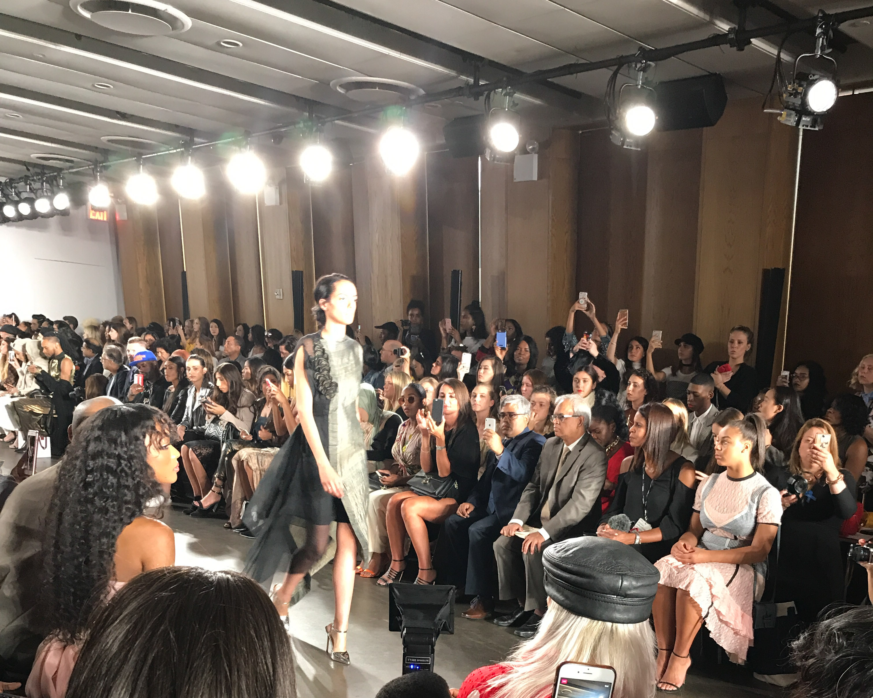 NYFW-SS18-THE-FASHIONABLE-ACCOUNTANT