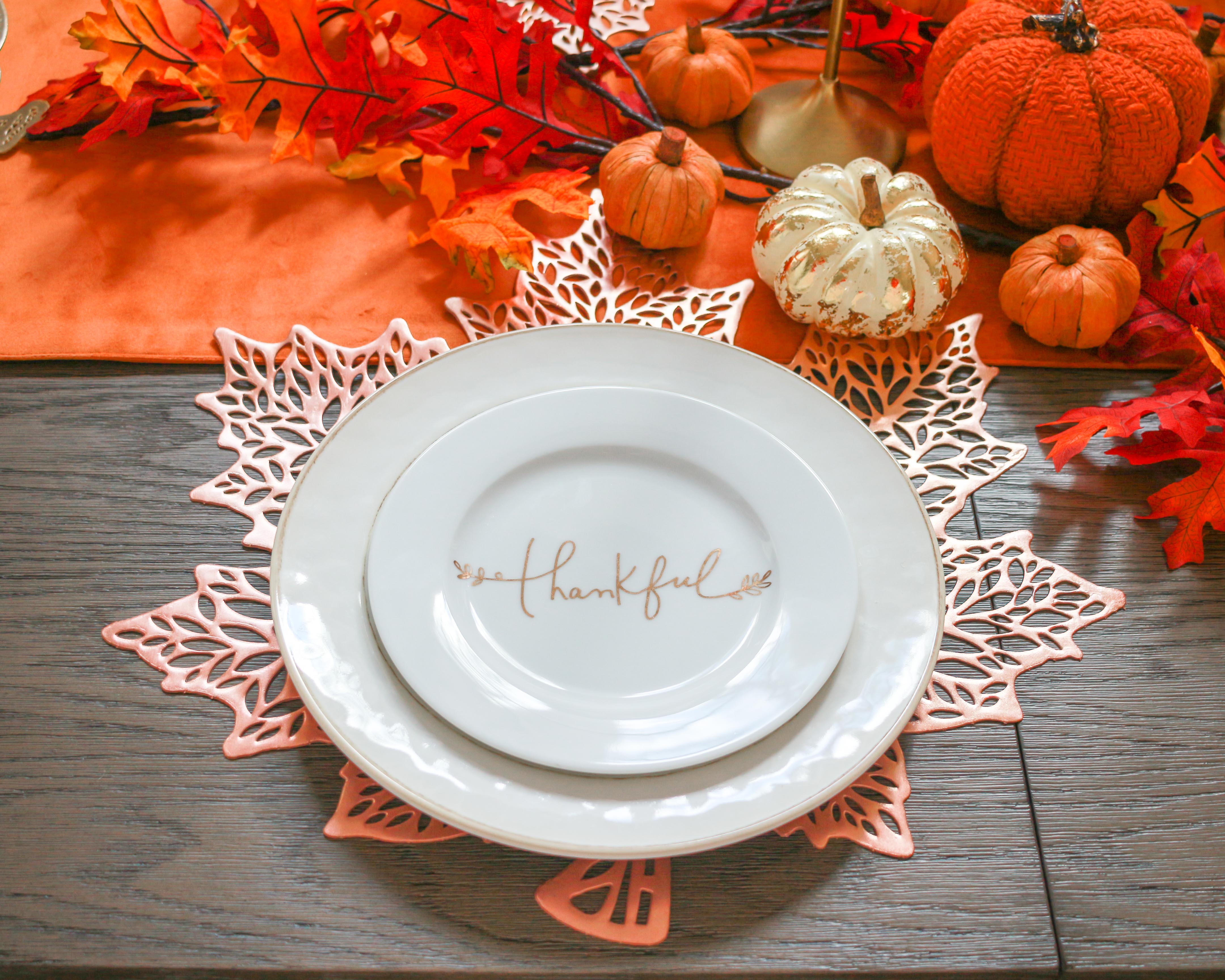 BEAUTIFUL FALL TABLE DECOR