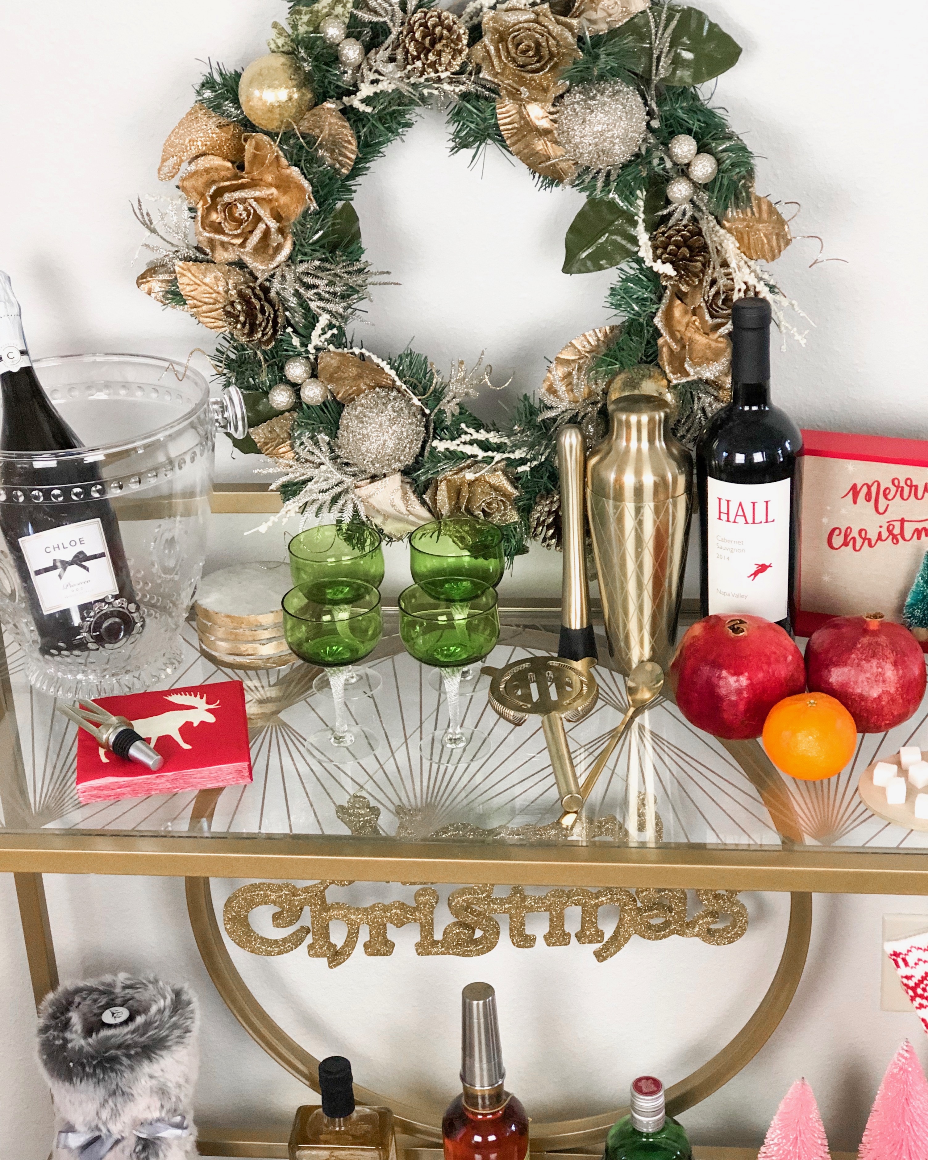 STYLING A HOLIDAY BAR CART