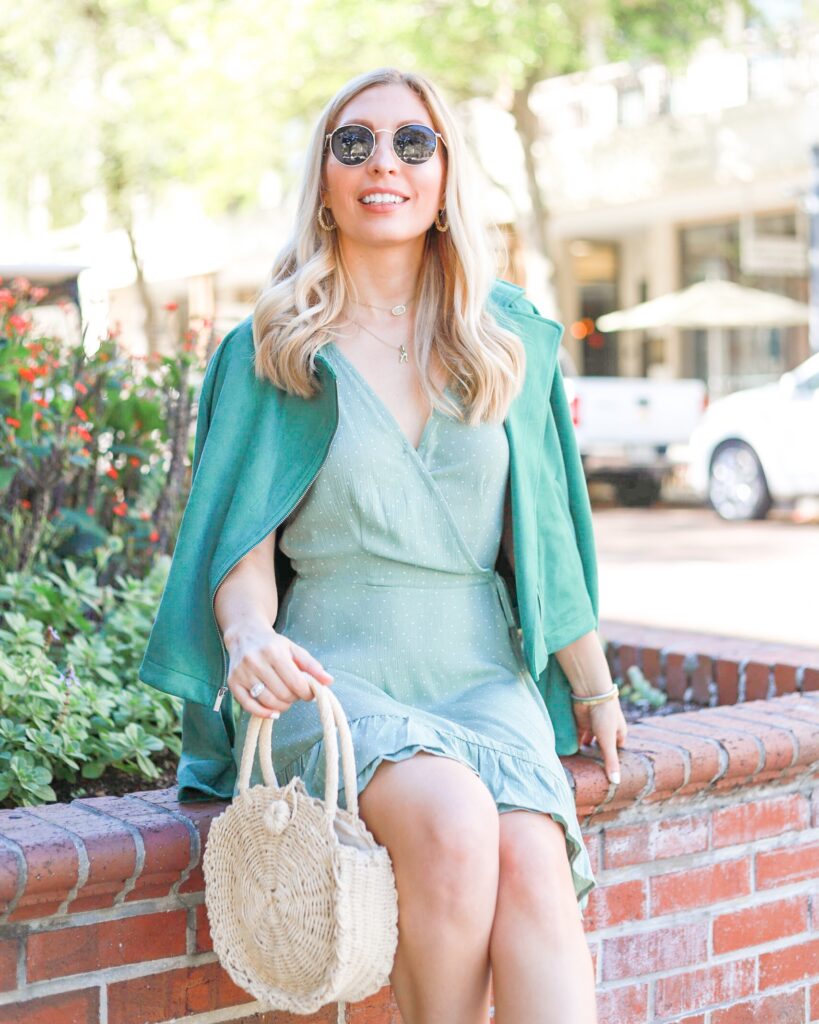 HOW TO LAYER JEWELRY & MY FAVORITES - The Fashionable Accountant