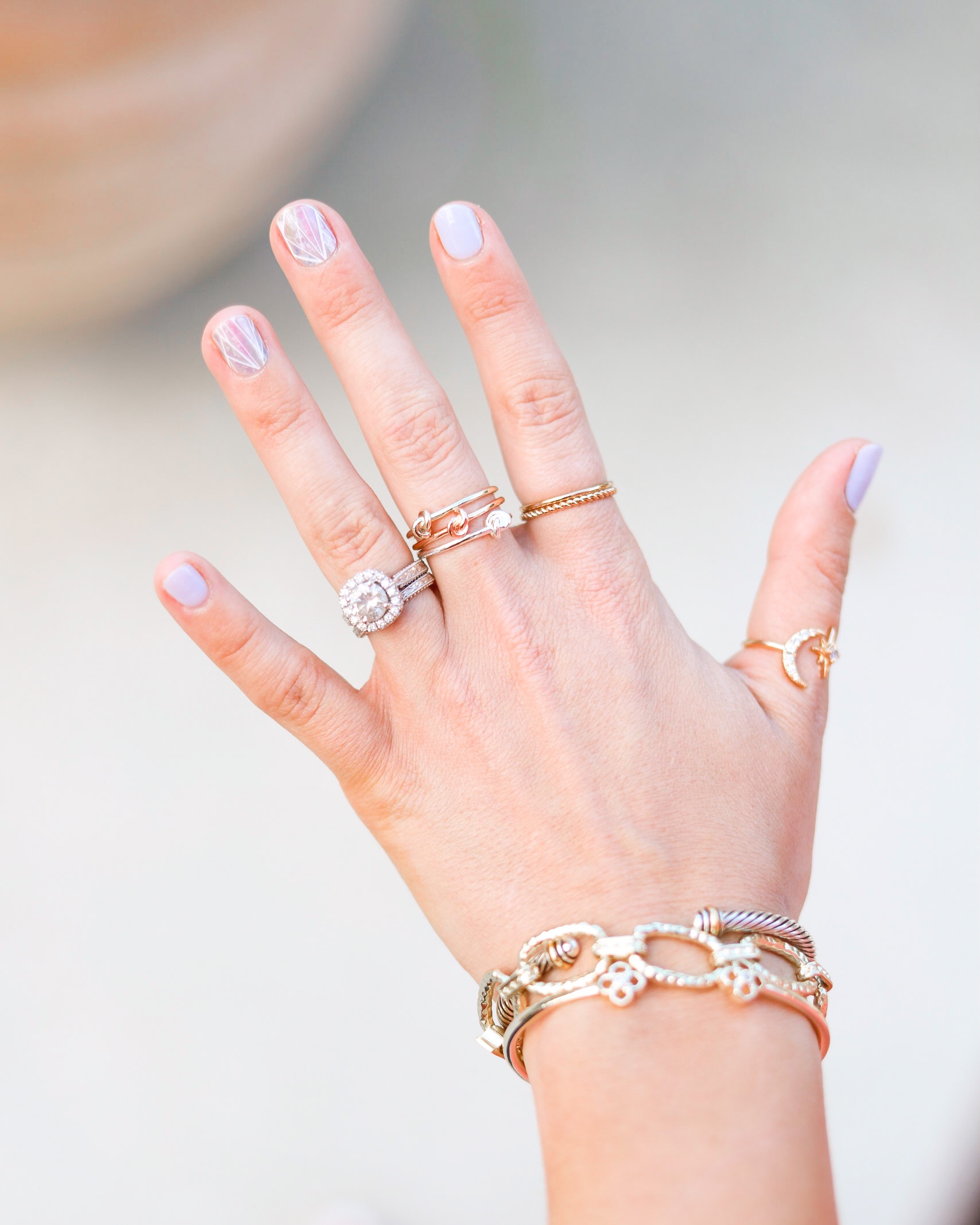 HOW TO LAYER JEWELRY RINGS